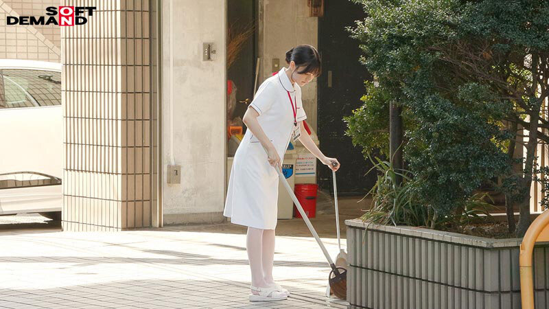 【業務命令】ご奉仕を学べ！5コスプレ接待（ヌキあり）学生 バニーガール ナース 陸上部 サキュバス 宣伝部 松永あかり