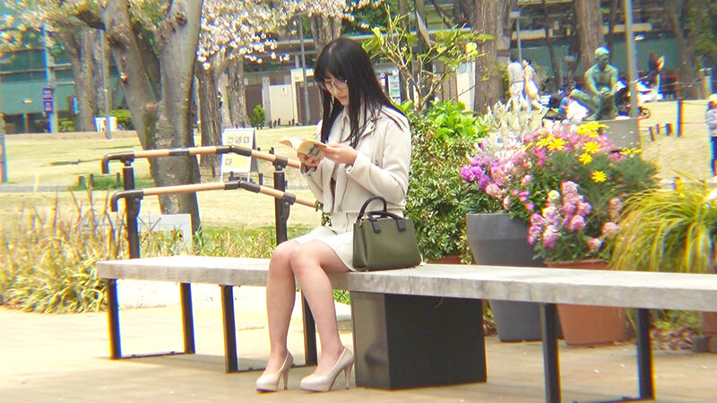 完ナマSTYLE@みほ いつも公園で読書している清楚美女は犯●れたい願望のあるむっつり妄想女子 雪代美鳳