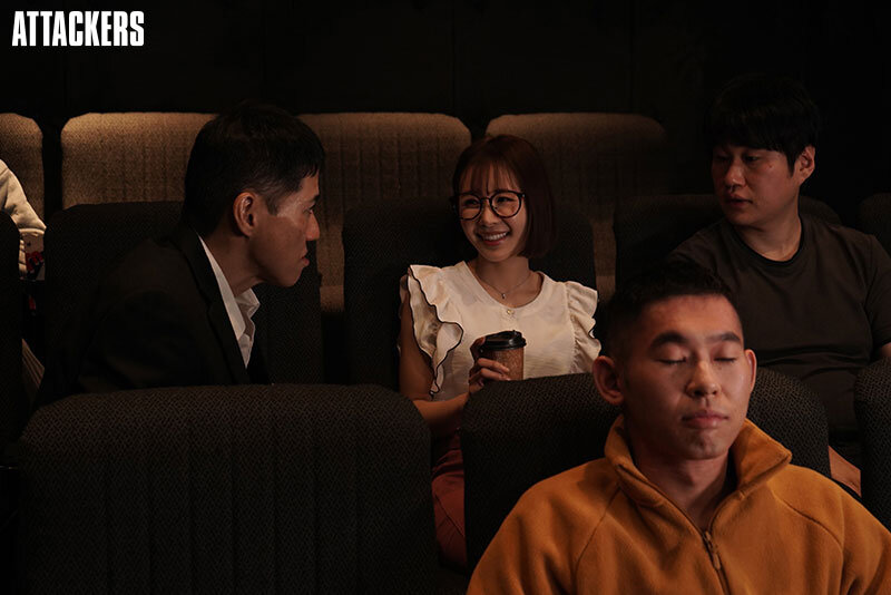 媚薬痴●映画館 栗山莉緒