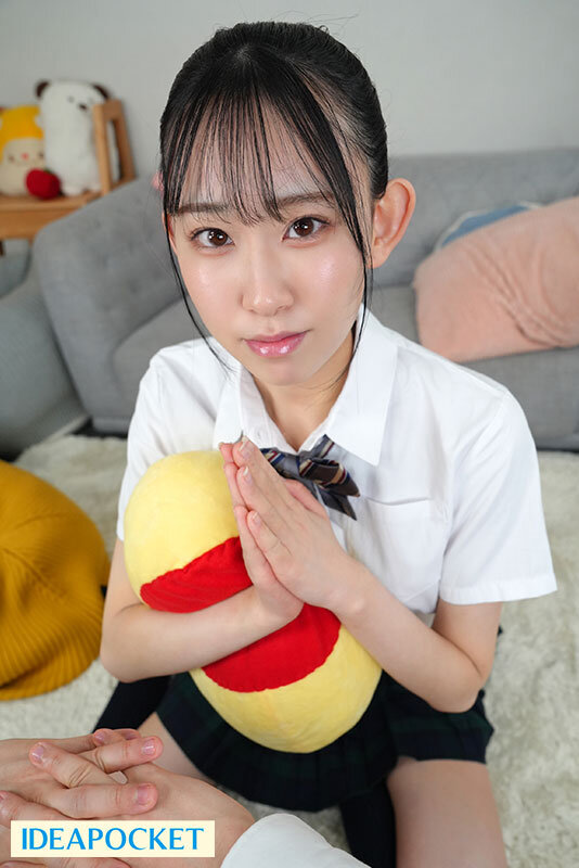 【VR】さっきまで、ただの幼馴染だった水着姿を見るまでは…顔は幼いのに、カラダはオンナ えっ、グラビアアイドルになる？遠くにいってしまいそうで、思わず抱いてしまったんだ 月城りり香