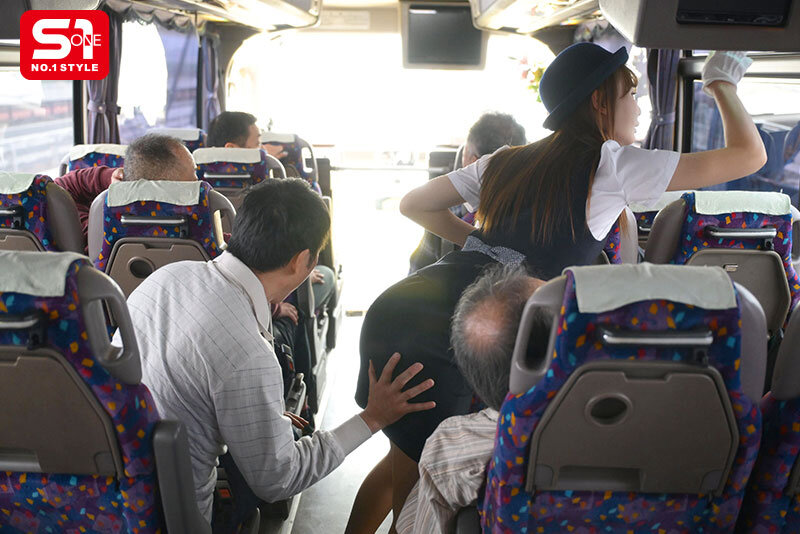 カラダで責任取らされた美人バスガイド 精力オヤジ乗客たちをヌイてもヌイても終わらない大乱交18発射精バスツアー miru