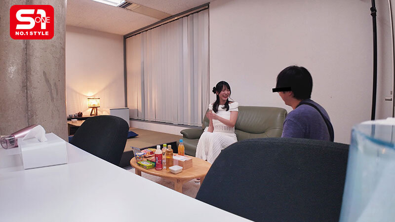 「えっここでヤルの?」密かな変態性がシコい!浅野こころのプライベートに完全密着!隙あらばいきなり即ズボッ大絶頂!前代未聞ドッキリAVドキュメント