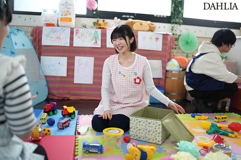 「だって…パパさんの事が好きな性癖なんだもん。」娘達の担任保育士さんの誘惑不倫でチ○ポは狂わされ、寝取られました。 善場まみ
