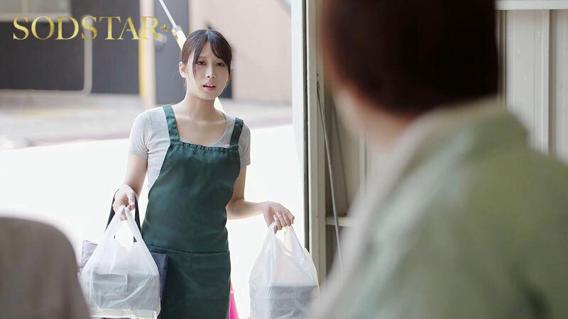 宅配弁当屋の看板娘（19）をガテン系の建設作業員たちが眠錠で性処理オナホドールに堕とす 信頼していた兄の職場の先輩たちにねている間に体中汚されました 天音かんな