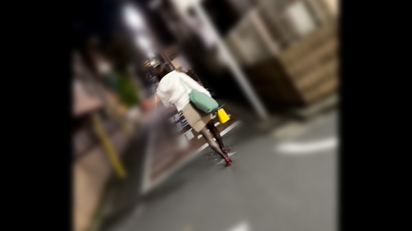 S区爆乳美ボディお姉さん