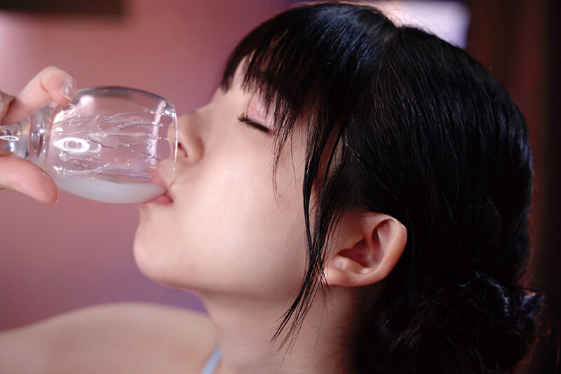 雌堕ち! 白濁まみれのぶっかけゴックン調教 真白ふわり
