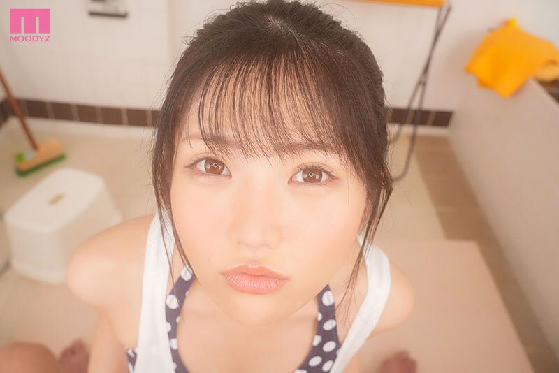 【VR】男湯に堂々と入ってきてチ〇ポチェックするちょっとドジっ娘な銭湯のロリかわ看板娘 気に入ったお客さん(僕 )とこっそり中出しSEX!! 夏色みか
