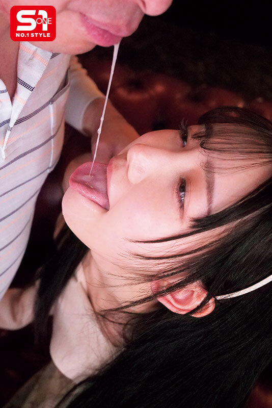 かわゆいカラダもお顔もキモおっさんからグチャグチャに舐め汚される 熟練ベロチューでトロけちゃう女の子たち 46本番7時間