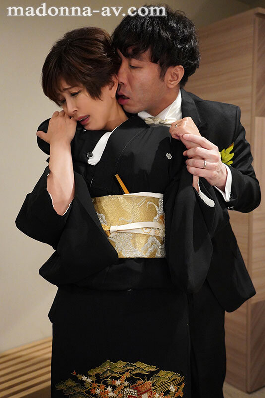 娘の幸せを見届けながら…。披露宴で娘婿に犯●れた母 桐岡さつき