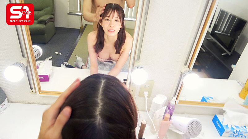 「えっココで!!ムリムリww」アイドル、アーティスト、グラビア、バラエティ番組、マルチタレント未歩ななに1ヶ月完全密着!隙あらばいきなりAV男優ぶっ込みぶっ挿す!ドッキリ即ズボッ!AVドキュメント