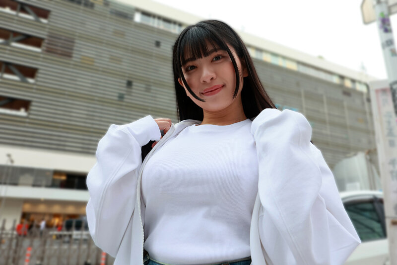 天然爆乳田舎娘のノーブラ東京観光~杏奈ちゃん(Gカップ・97cm) 花柳杏奈