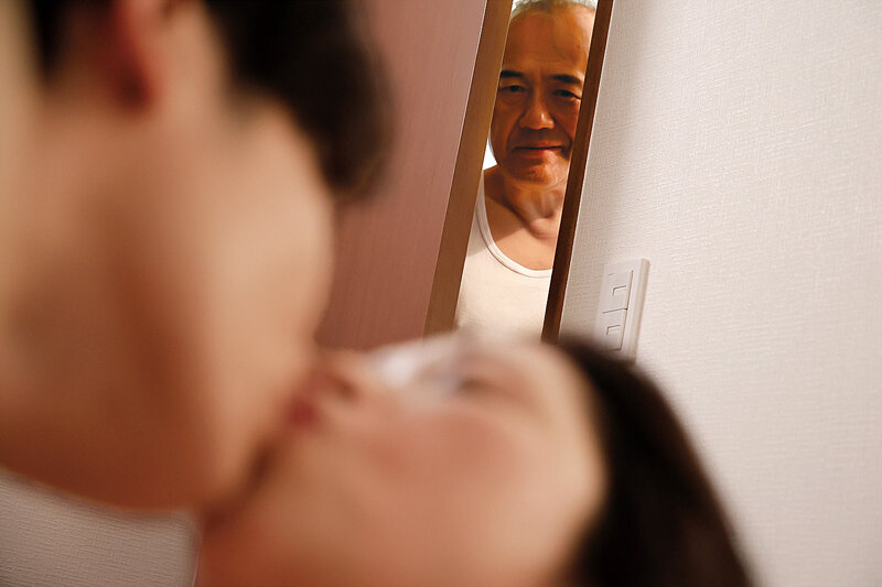 ギリギリ近親相姦 私は義父と義息の性処理肉便器 加山なつこ